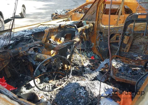 2022 Mercedes-Benz Sprinter 2500 Standard Roof V6 из США, поврежденный, VIN W1Y4EBVY2NT099077